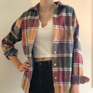 Women’s Plaid button-up Shirt